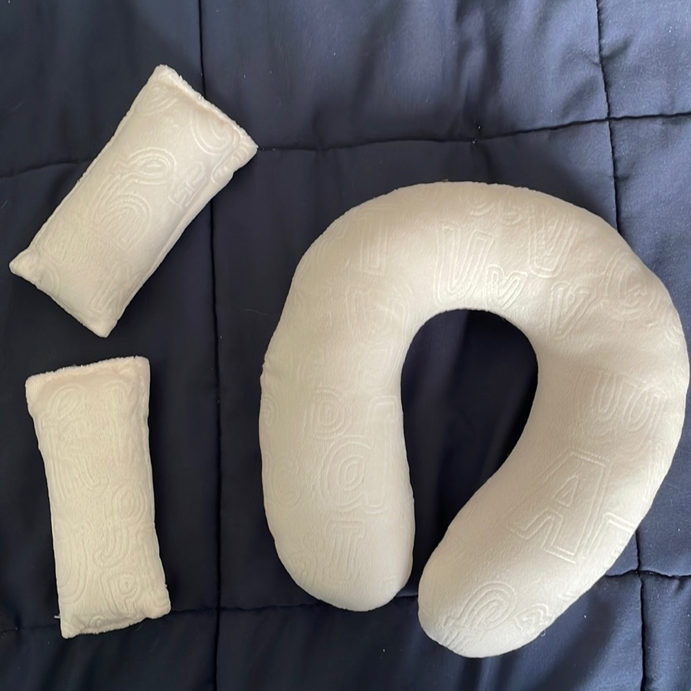 Car seat neck rest and shoulder straps